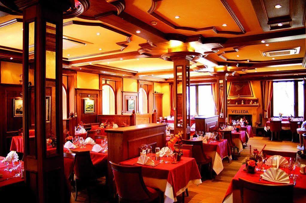 Hotel Restaurant Le Velleda Grandfontaine  Kültér fotó